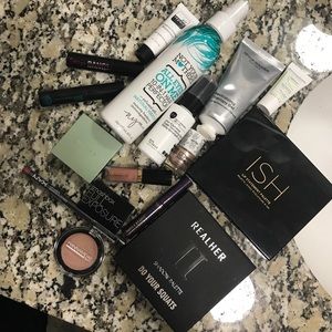 High end makeup bundle